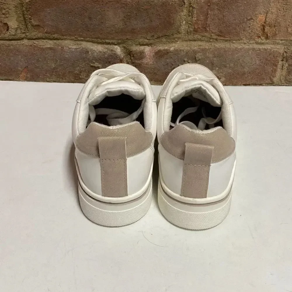 MIA Alta White & Tan Sneaker Size 6 NEW